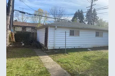 8515 W Hampton Ave, Milwaukee, WI 53225 - Photo 18