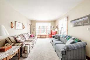 310 Zion St, Hartland, WI 53029 - Photo 4