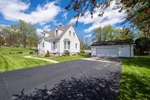 310 Zion St, Hartland, WI 53029 - Photo 36