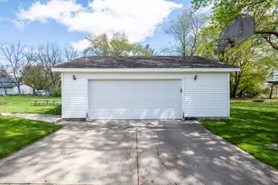 310 Zion St, Hartland, WI 53029 - Photo 34