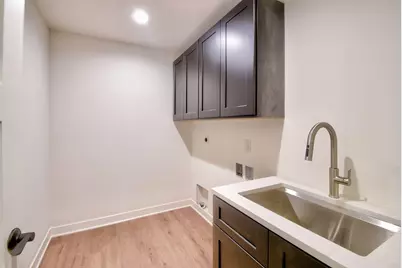 947  Drumlin Dr, Kewaskum, WI 53040 - Photo 14