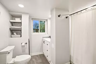 321 Lakeview Rd, South Milwaukee, WI 53172 - Photo 22