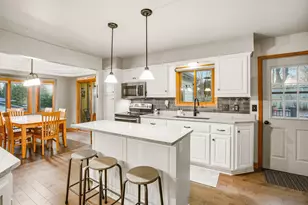 321 Lakeview Rd, South Milwaukee, WI 53172 - Photo 8