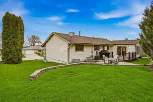 321 Lakeview Rd, South Milwaukee, WI 53172 - Photo 32