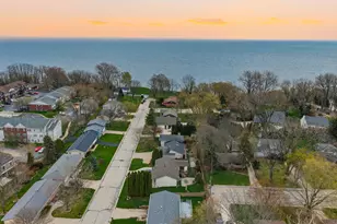 321 Lakeview Rd, South Milwaukee, WI 53172 - Photo 38
