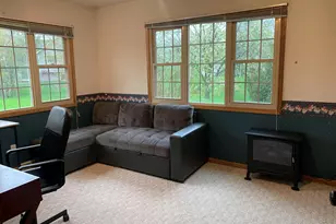 8187 S Four Oaks Ct, Franklin, WI 53132 - Photo 16