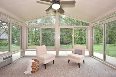 2520 W Margaretta Ct, Glendale, WI 53209 - Photo 20