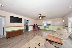 12828 W Stark St, Butler, WI 53007 - Photo 16