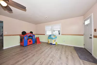 12828 W Stark St, Butler, WI 53007 - Photo 18