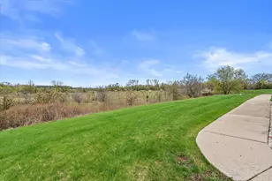 425 W Aspen Dr, Oak Creek, WI 53154 - Photo 24