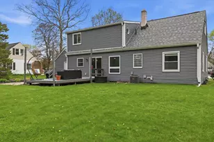 17814 W Roosevelt Ave, New Berlin, WI 53146 - Photo 2