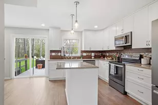 17814 W Roosevelt Ave, New Berlin, WI 53146 - Photo 6
