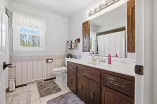 5845 S Oxford Ln, New Berlin, WI 53146 - Photo 14