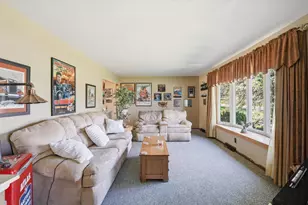 5845 S Oxford Ln, New Berlin, WI 53146 - Photo 4