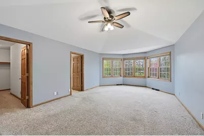 6815 S Dory Dr, Franklin, WI 53132 - Photo 18
