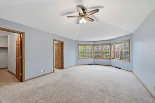 6815 S Dory Dr, Franklin, WI 53132 - Photo 18