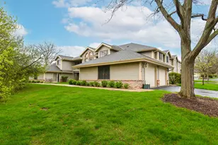2112 Woodburn Rd, Waukesha, WI 53188 - Photo 22