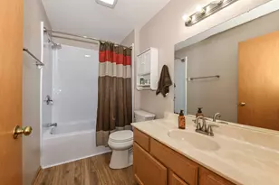 2112 Woodburn Rd, Waukesha, WI 53188 - Photo 16