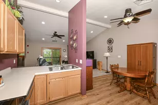 2112 Woodburn Rd, Waukesha, WI 53188 - Photo 6