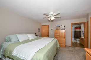 2112 Woodburn Rd, Waukesha, WI 53188 - Photo 14