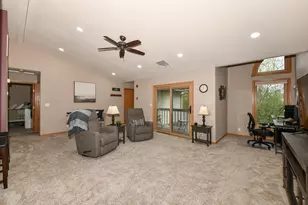 2112 Woodburn Rd, Waukesha, WI 53188 - Photo 8
