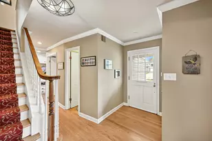 6209 N Berkeley Blvd, Whitefish Bay, WI 53217 - Photo 4