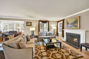 6209 N Berkeley Blvd, Whitefish Bay, WI 53217 - Photo 6