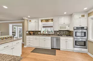 6209 N Berkeley Blvd, Whitefish Bay, WI 53217 - Photo 14