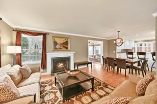 6209 N Berkeley Blvd, Whitefish Bay, WI 53217 - Photo 8