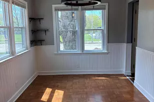 1226 S 104th St, West Allis, WI 53214 - Photo 10