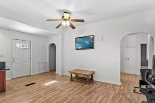 12024 Point Creek Rd, Meeme, WI 53063 - Photo 16