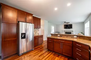 612 Hunters Crossing, Slinger, WI 53086 - Photo 12