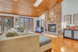 4021 Greenwood Ct, Sheboygan, WI 53081 - Photo 4
