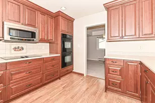 17010 W Salentine Dr, New Berlin, WI 53151 - Photo 28