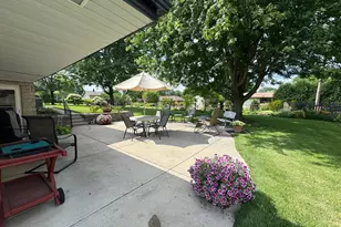 17010 W Salentine Dr, New Berlin, WI 53151 - Photo 6