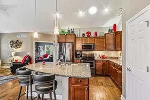 1016 Ann Marie Way, Oconomowoc, WI 53066 - Photo 10