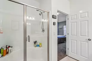 1016 Ann Marie Way, Oconomowoc, WI 53066 - Photo 20