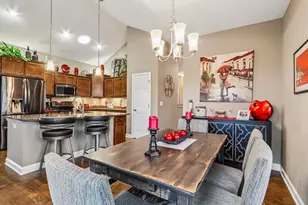 1016 Ann Marie Way, Oconomowoc, WI 53066 - Photo 8
