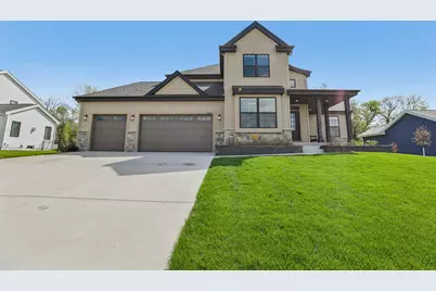 6668  Royal View Dr, Windsor, WI 53532 - Photo 1