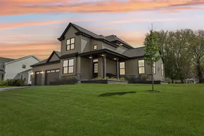 6668  Royal View Dr, Windsor, WI 53532 - Photo 2
