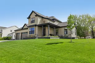 6668 Royal View Dr, Windsor, WI 53532 - Photo 4