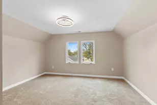 1637 Maple St, South Milwaukee, WI 53172 - Photo 8