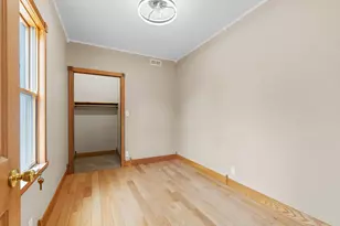1637 Maple St, South Milwaukee, WI 53172 - Photo 10