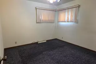 5741 S 40th St, Greenfield, WI 53221 - Photo 30