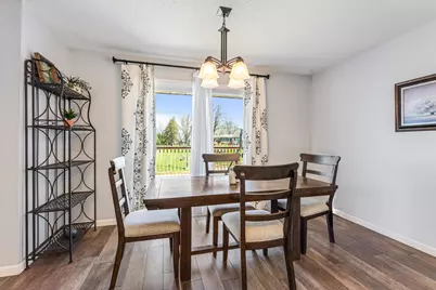 817  Kingston St, Caledonia, MN 55921 - Photo 6