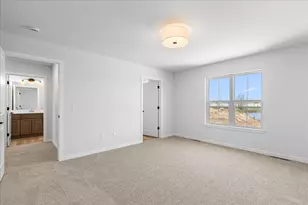 611 Belmont Dr, Watertown, WI 53094 - Photo 14