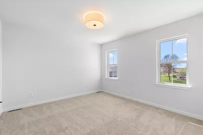 611  Belmont Dr, Watertown, WI 53094 - Photo 18