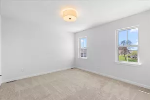 611 Belmont Dr, Watertown, WI 53094 - Photo 18