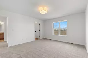 619 Belmont Dr, Watertown, WI 53094 - Photo 14