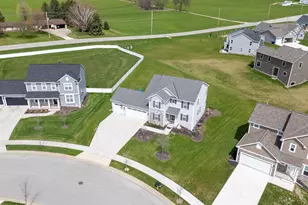 672 Lambert Dr, Slinger, WI 53086 - Photo 32